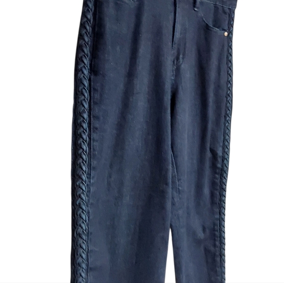 Judy Blue Cropped Wide-Leg Jeans - Picture 6 of 8